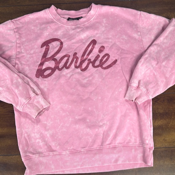 Barbie Tops - Women’s crewneck sweatshirt, size medium. Barbie.